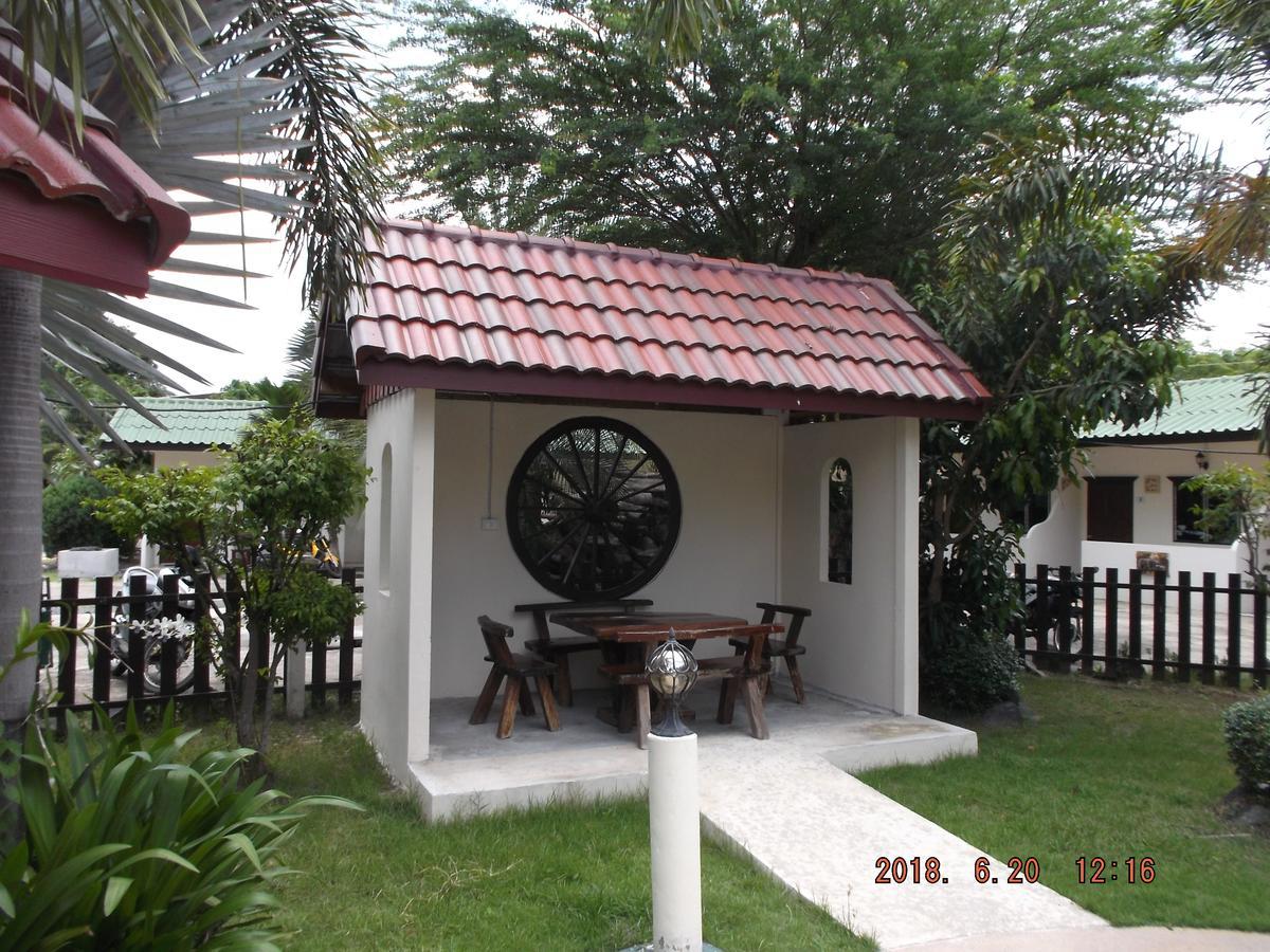 Ryans Resort Prasat Exterior photo